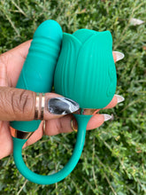 Load image into Gallery viewer, Supercharged Rose Vibrator w/Mini Vibrator